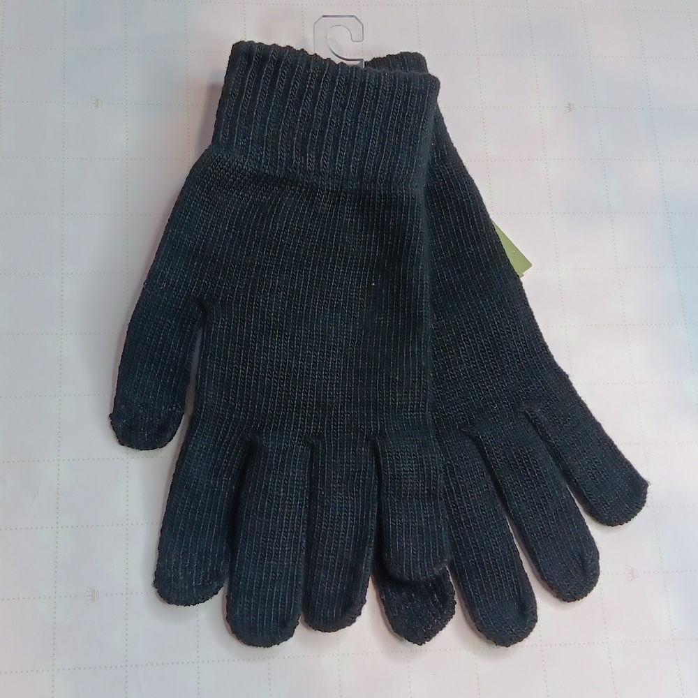 Black gloves